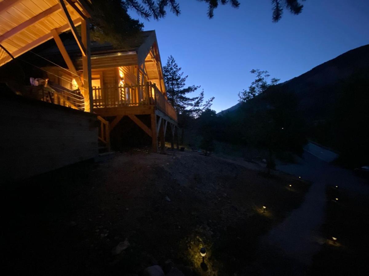 Chalet L'Empreinte Saint-Etienne-de-Tinee Bagian luar foto